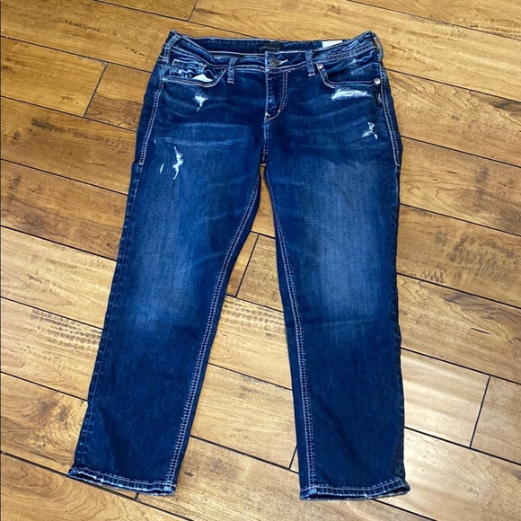 Silver Jeans Pants - Silver suki Jean capris